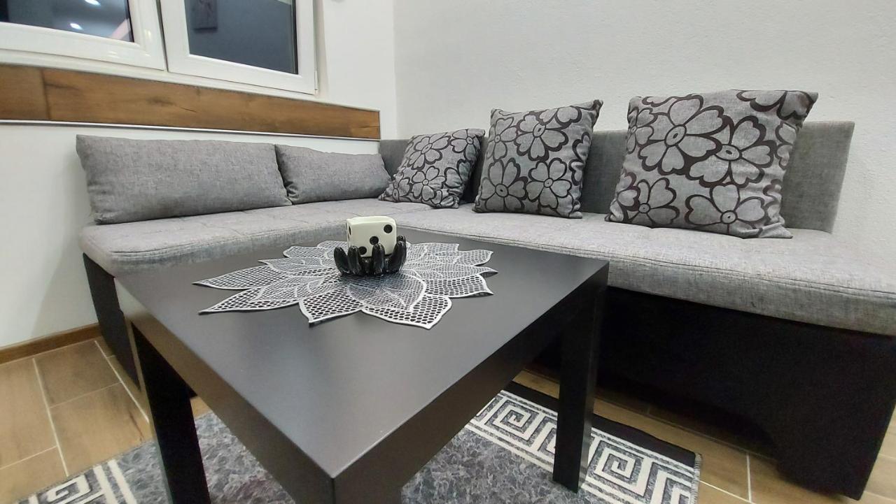 Apartmani Lukic ואליג'בו מראה חיצוני תמונה